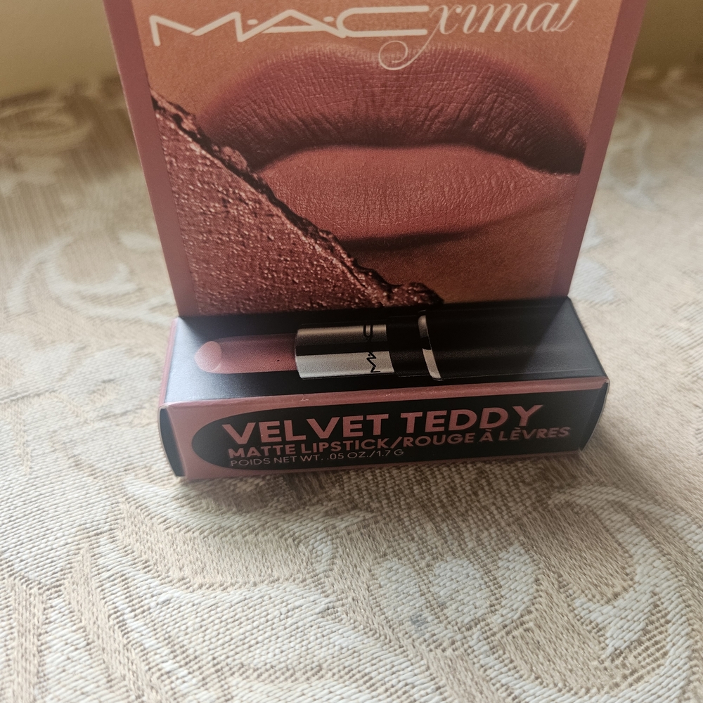 MAC Cosmetics Mini Velvet Teddy Matte Lipstick
